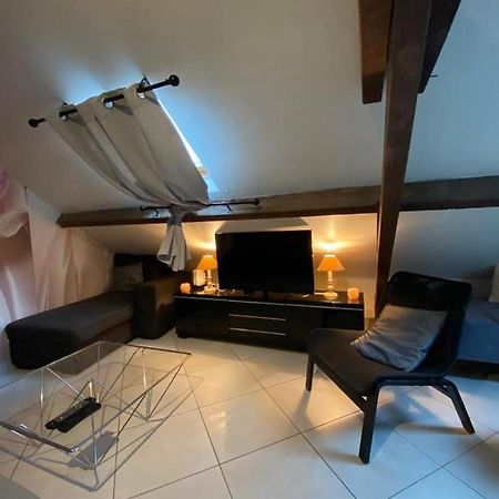 Studio Cosy A 35 Mn De Paris. คอร์เบล-เอซองส์ ภายนอก รูปภาพ